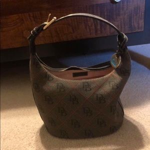 Dooney and Bourke bucket purse